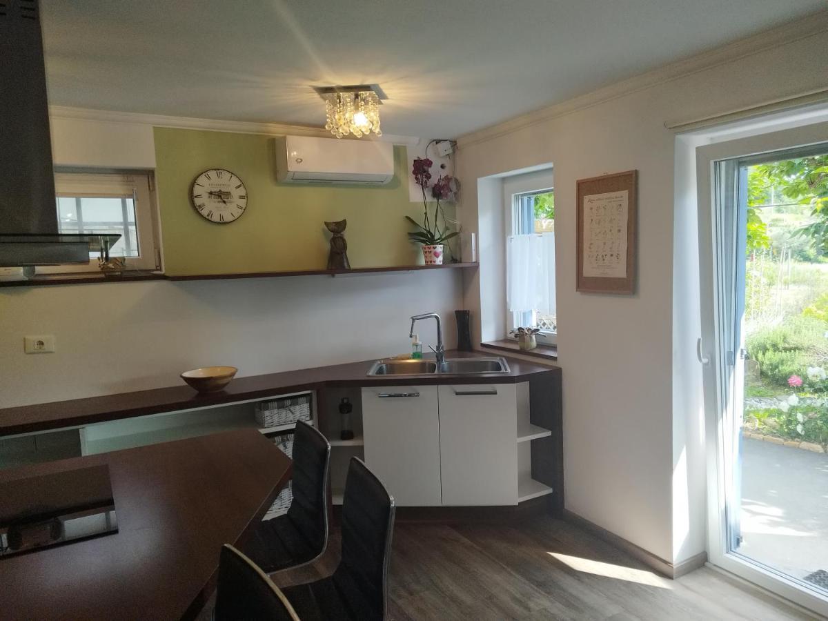 Apartma Salvia-Guest House Lucija Kültér fotó