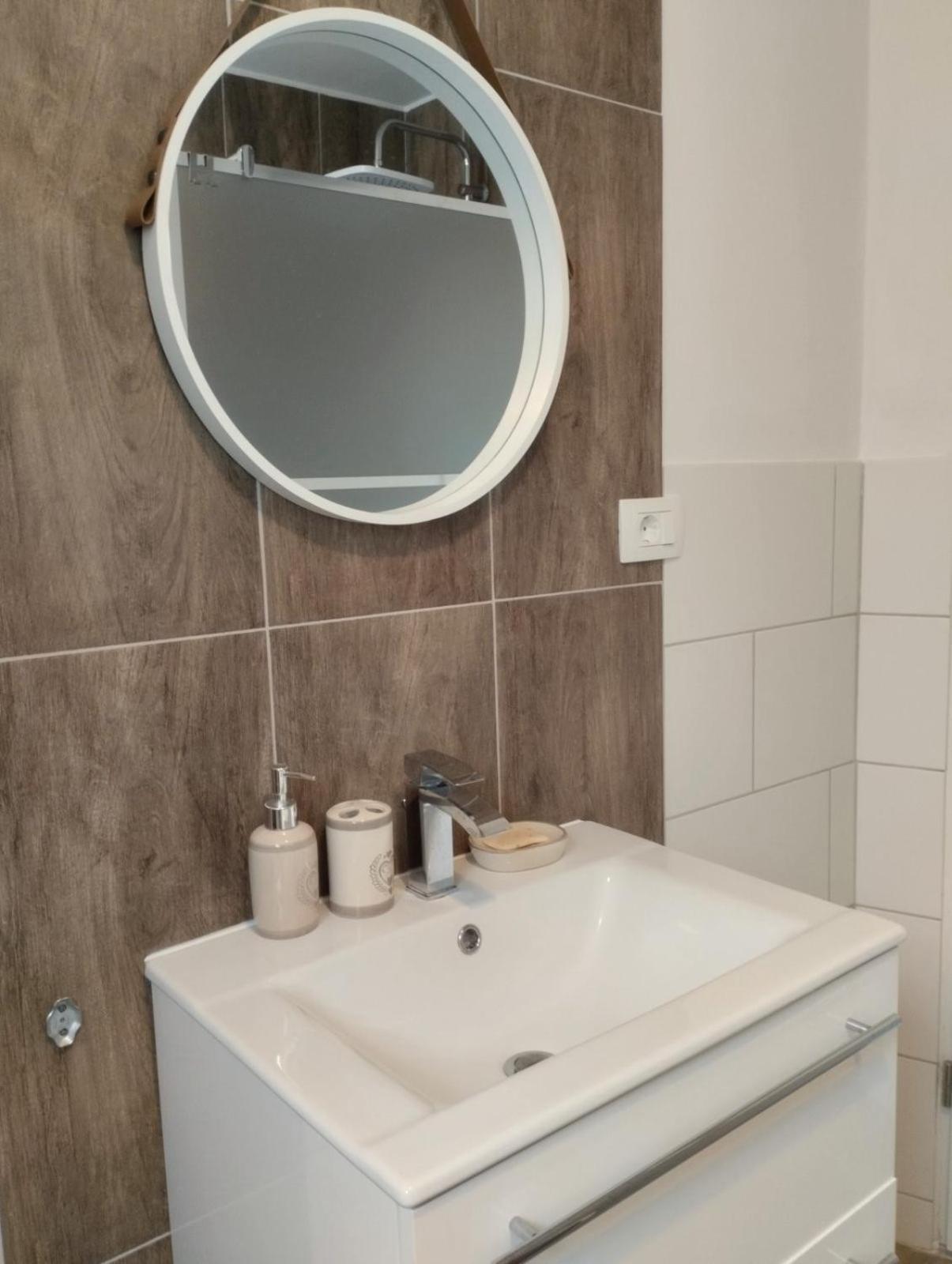 Apartma Salvia-Guest House Lucija Kültér fotó