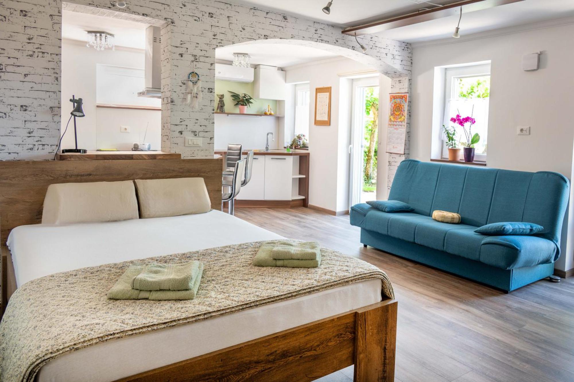 Apartma Salvia-Guest House Lucija Kültér fotó